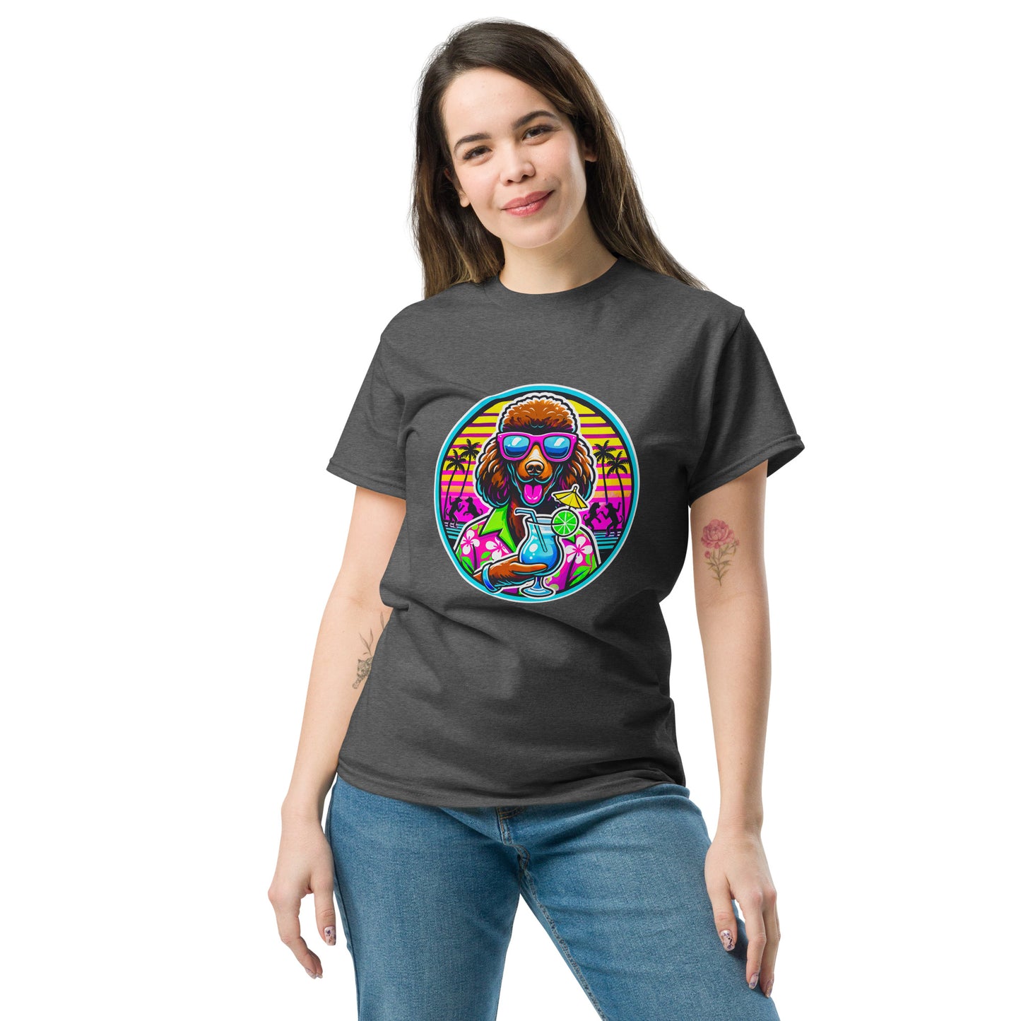 "Dogs On Vacation"-Kollektion - Brown Royal Poodle - Klassisches Unisex-T-Shirt - 13 verschiedene Farben