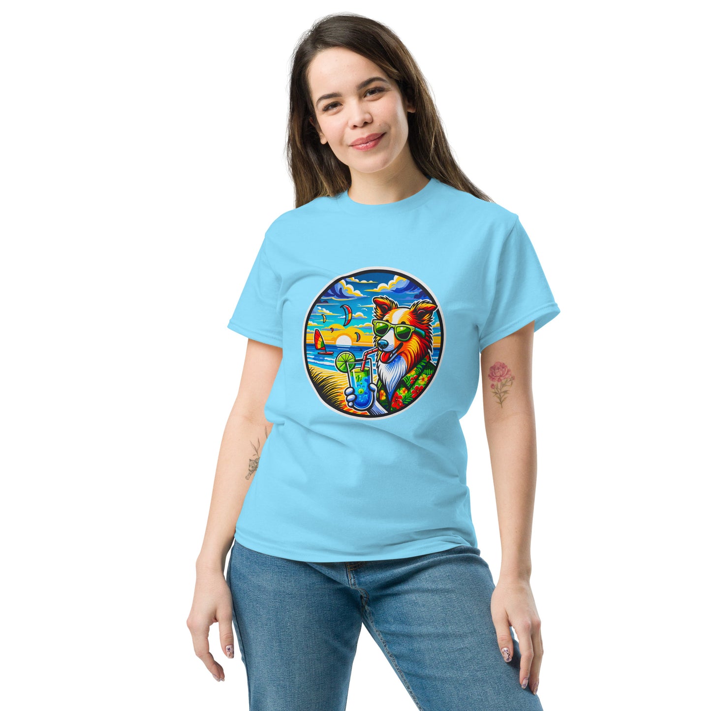 "Dogs On Vacation"-Kollektion - Australian Shepherd #4 (at Baltic Sea) - Klassisches Unisex-T-Shirt - 13 verschiedene Farben