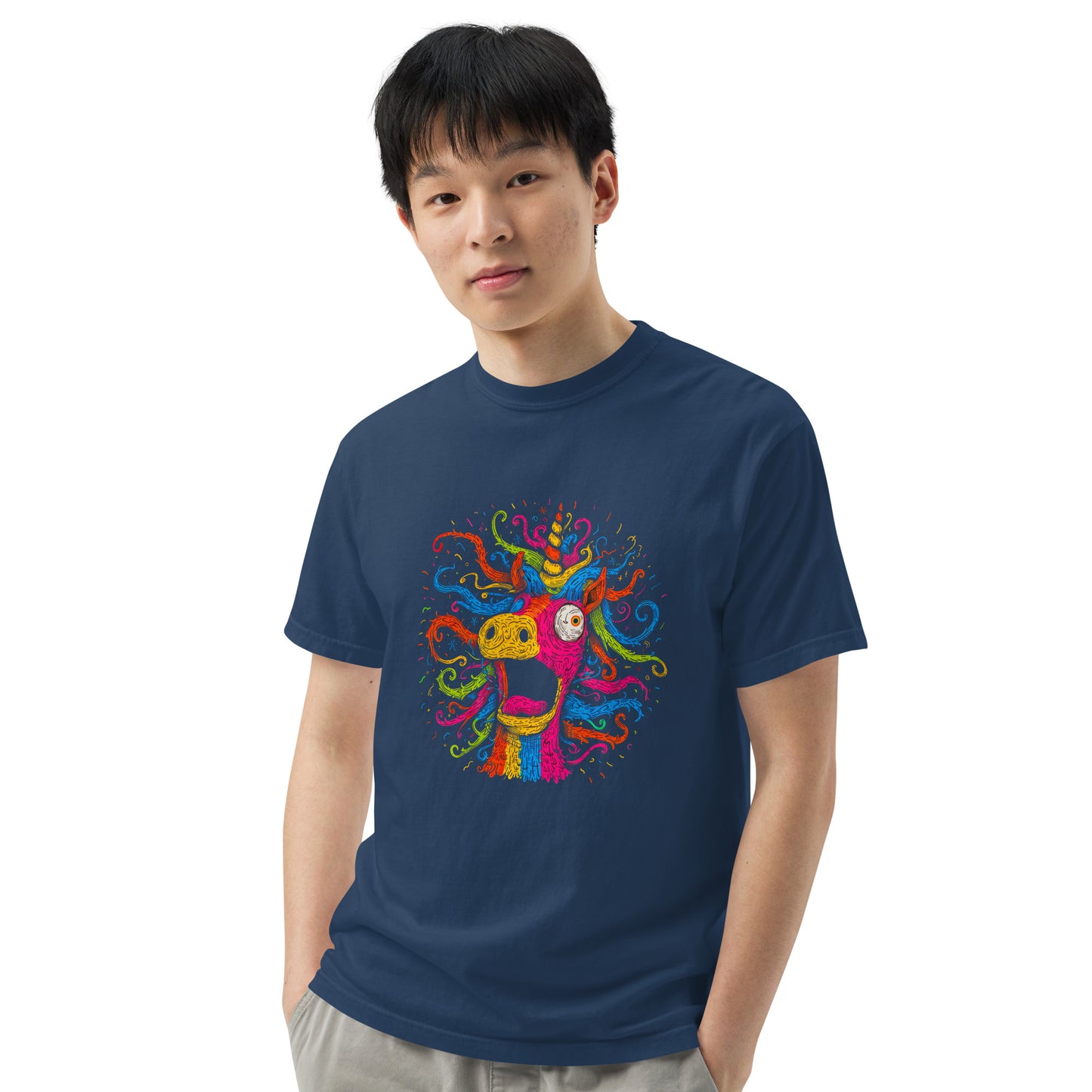 "Neon Unicorn" - Schweres textilgefärbtes Unisex-T-Shirt mit DTF-Foliendruck - Schwarz und Navy-Blau