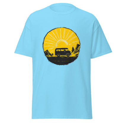 "YELLOW!" - Campervan On Tour! - Klassisches Unisex T-Shirt - in 4 Farben