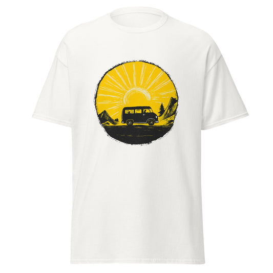 "YELLOW!" - Campervan On Tour! - Klassisches Unisex T-Shirt - in 4 Farben
