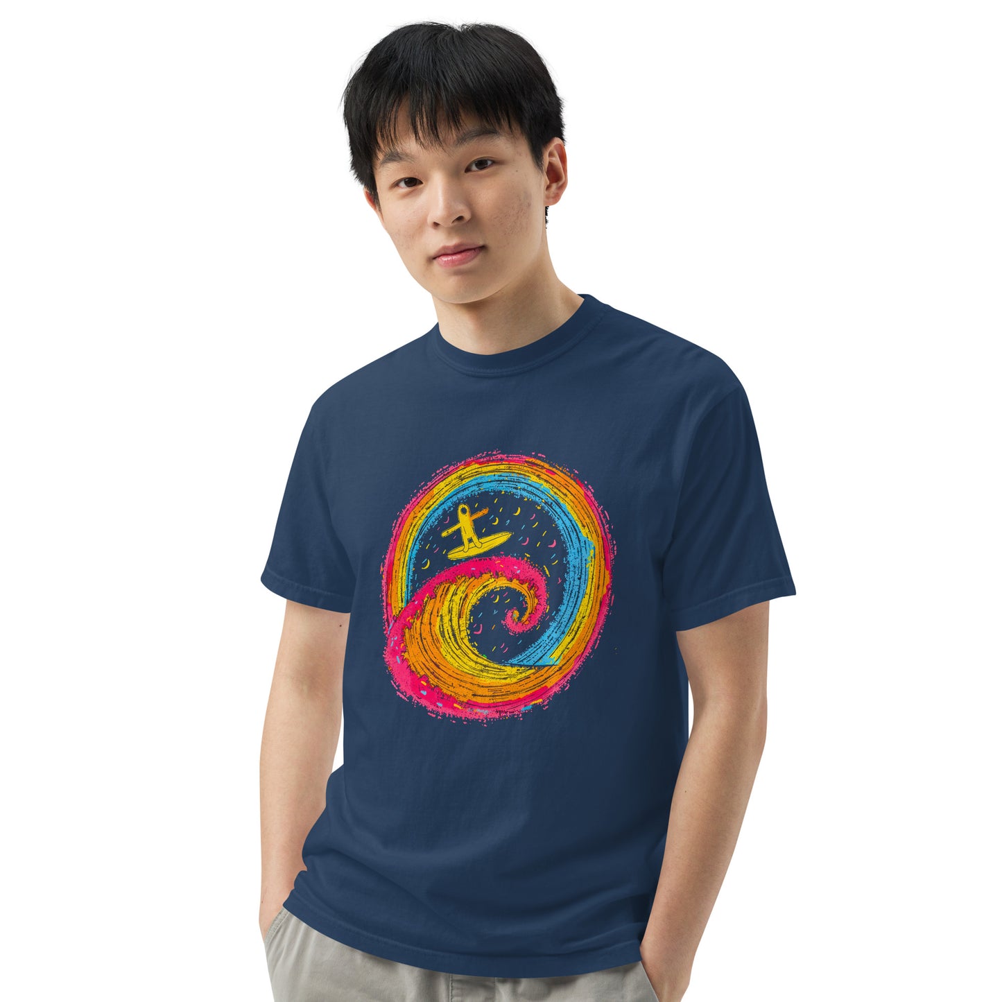 "Neon Surf" #1 - Schweres textilgefärbtes Unisex-T-Shirt mit DTF-Foliendruck - Schwarz und Navy-Blau