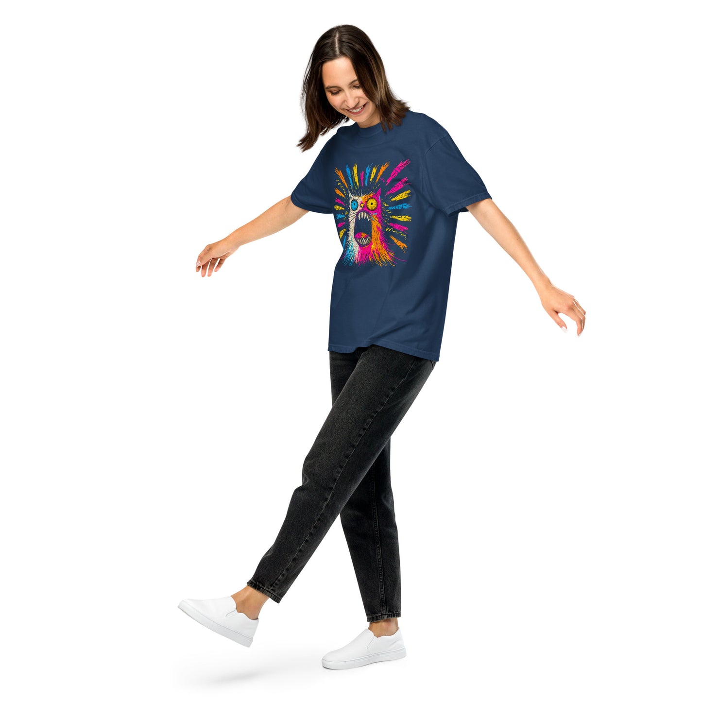 "Neon Cat" #1 - Schweres textilgefärbtes Unisex-T-Shirt mit DTF-Foliendruck - Schwarz und Navy-Blau